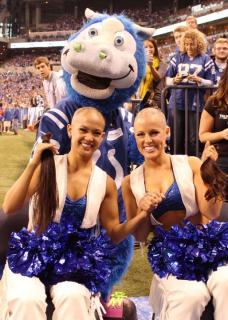 Indianapolis Colts Cheerleaders shave heads for a cause!